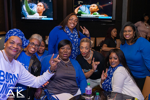 2019ShrNPHCTinselandTinis-12